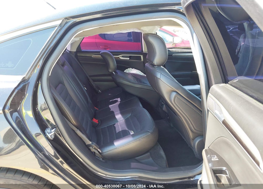 2015 FORD FUSION SE VIN: 3FA6P0HDXFR292946