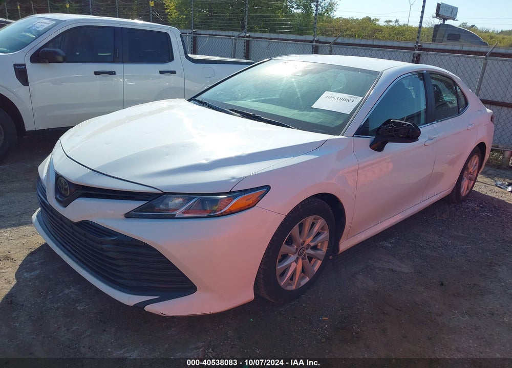 2019 TOYOTA CAMRY LE VIN: 4T1B11HK4KU260586