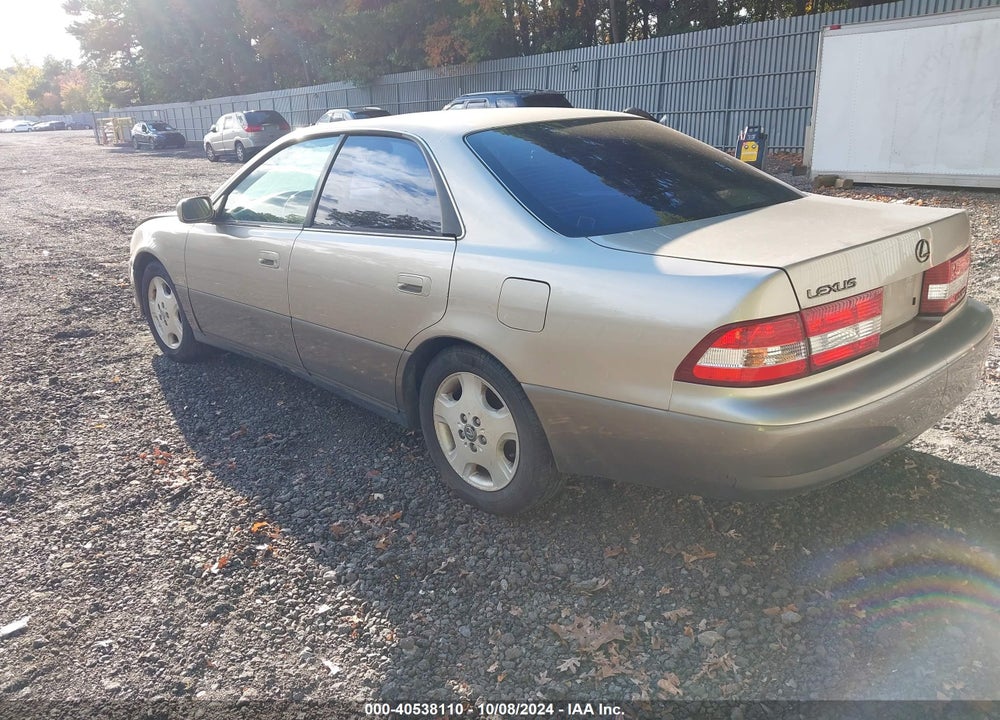 2000 LEXUS ES 300 VIN: JT8BF28G0Y0268125
