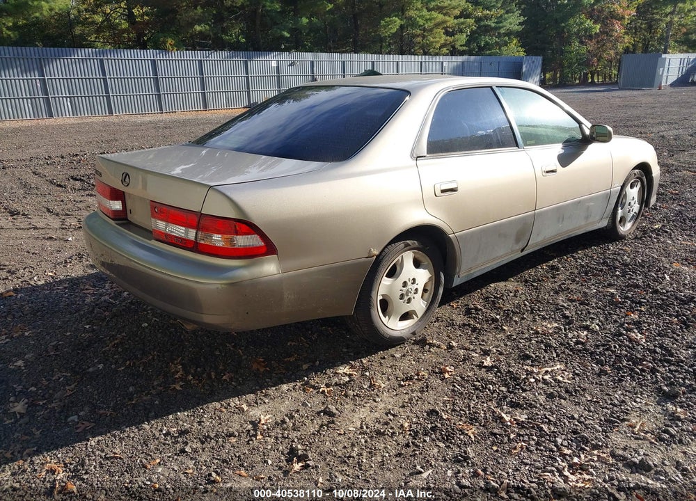 2000 LEXUS ES 300 VIN: JT8BF28G0Y0268125