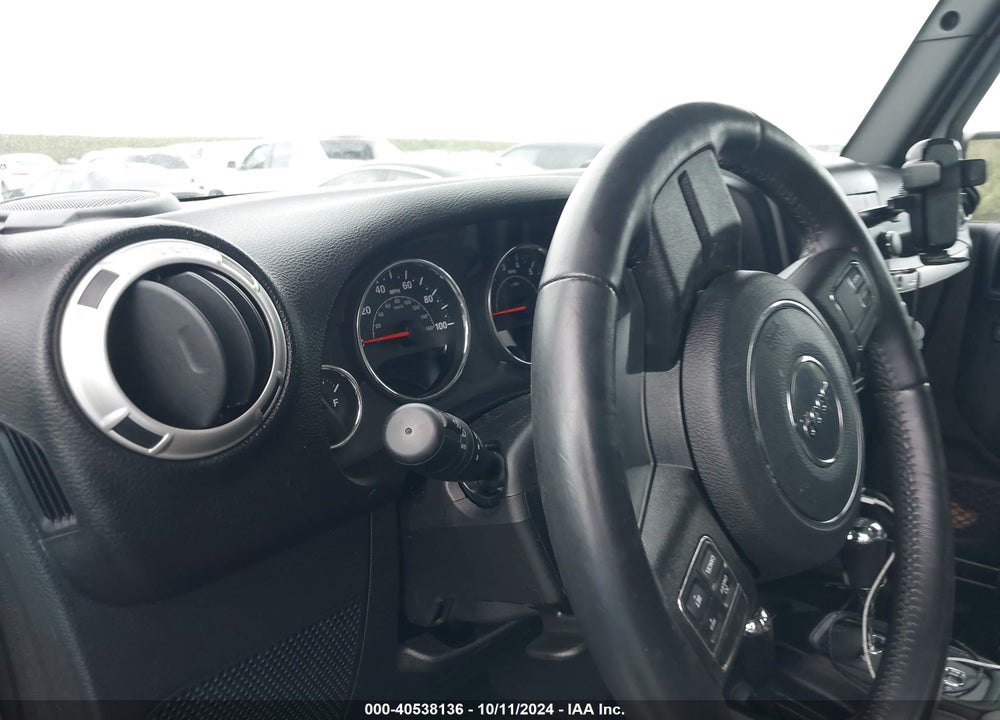 2018 JEEP WRANGLER JK UNLIMITED SAHARA 4X4 VIN: 1C4HJWEG6JL928291