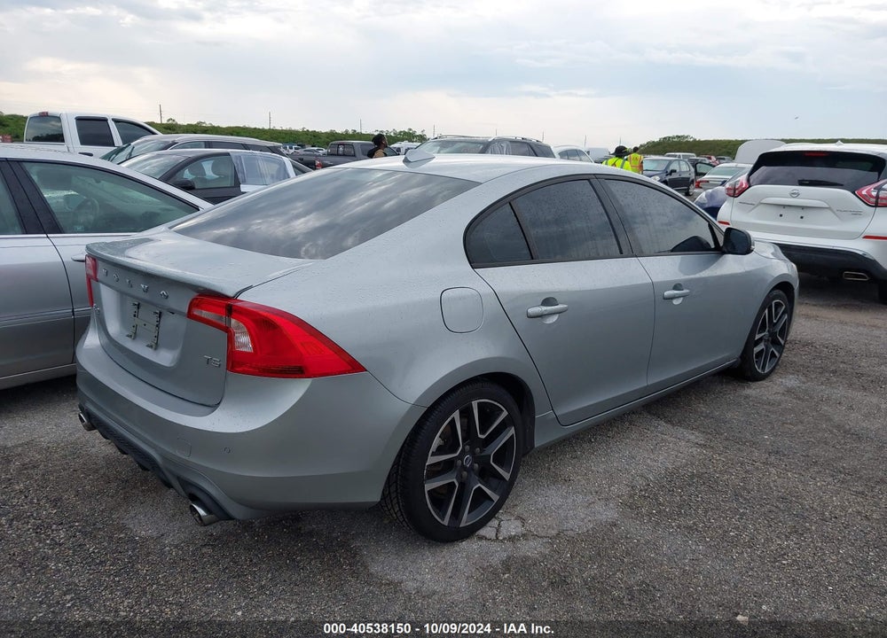 2018 VOLVO S60 T5 DYNAMIC VIN: YV126MFL7J2450471