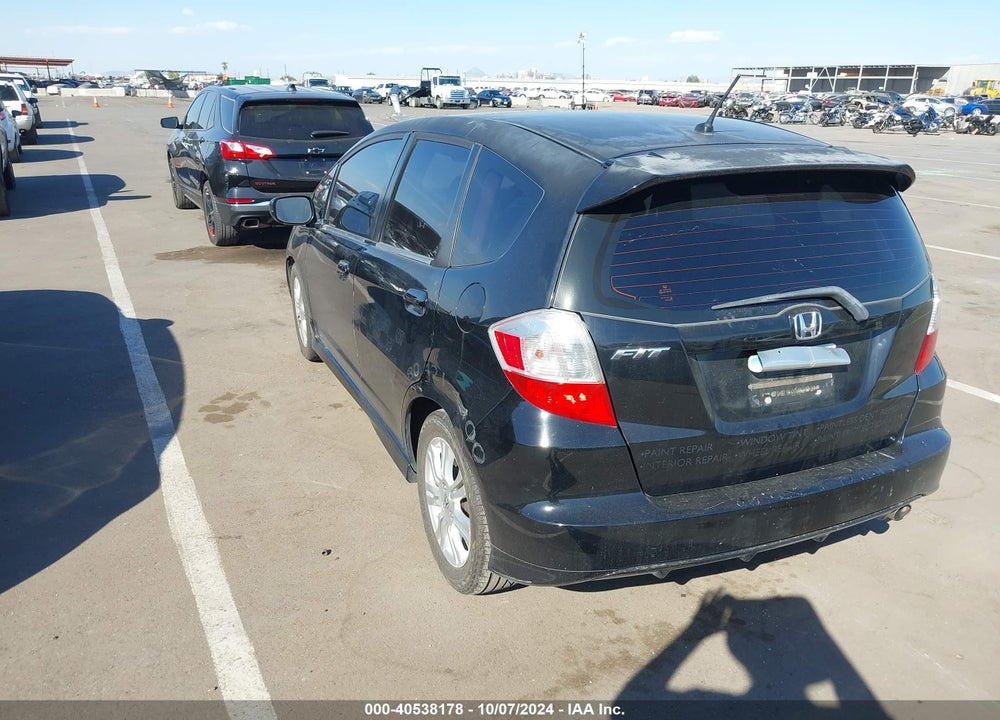 2009 HONDA FIT SPORT VIN: JHMGE884X9S022979