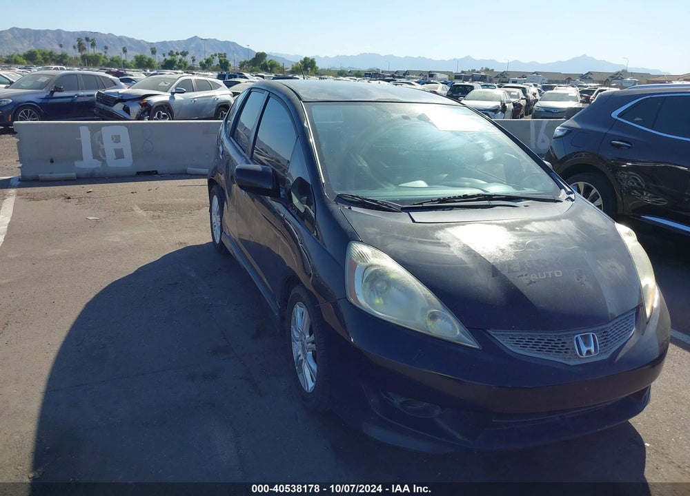2009 HONDA FIT SPORT VIN: JHMGE884X9S022979