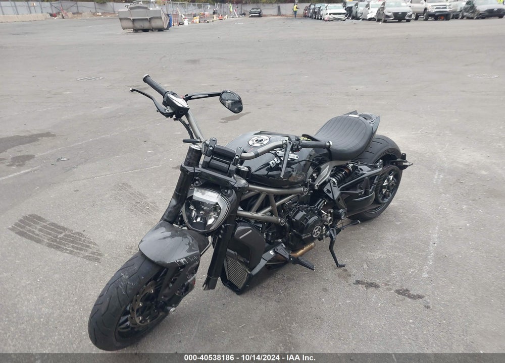 2016 DUCATI XDIAVEL VIN: ZDM13BKWXGB000325