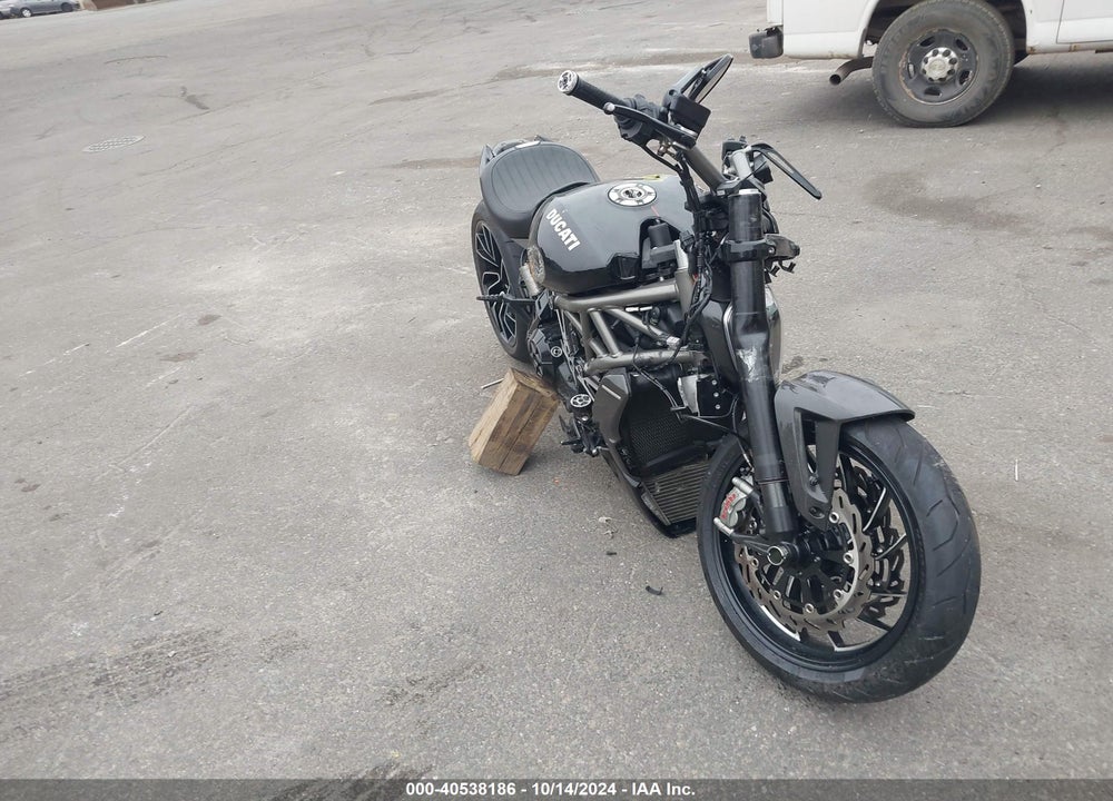 2016 DUCATI XDIAVEL VIN: ZDM13BKWXGB000325