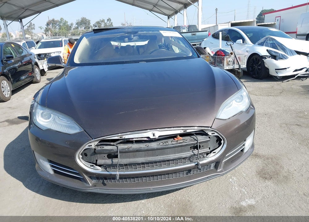 2013 TESLA MODEL S VIN: 5YJSA1DN6DFP23022