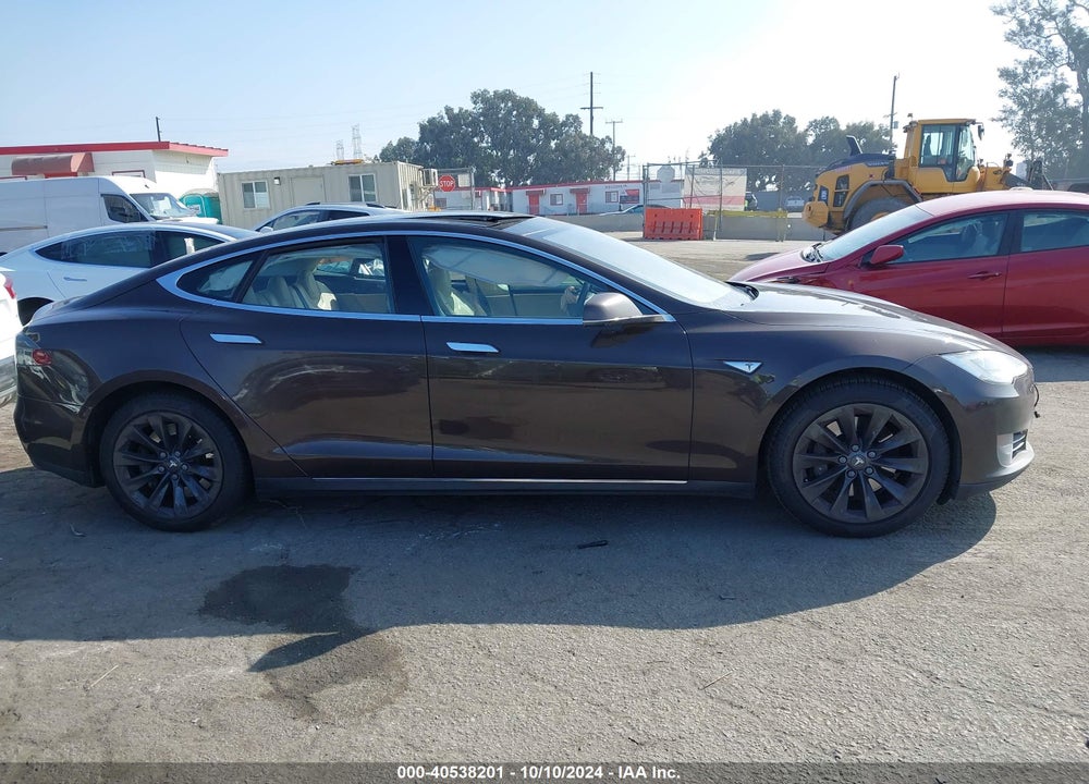 2013 TESLA MODEL S VIN: 5YJSA1DN6DFP23022