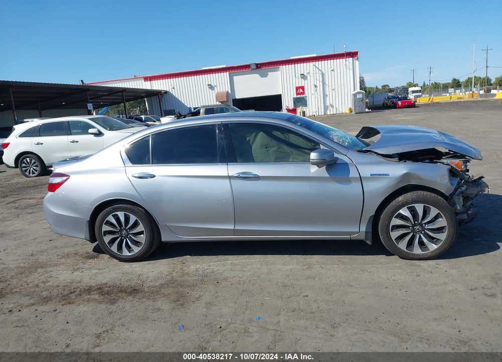 2017 HONDA ACCORD HYBRID EX-L VIN: JHMCR6F52HC014483
