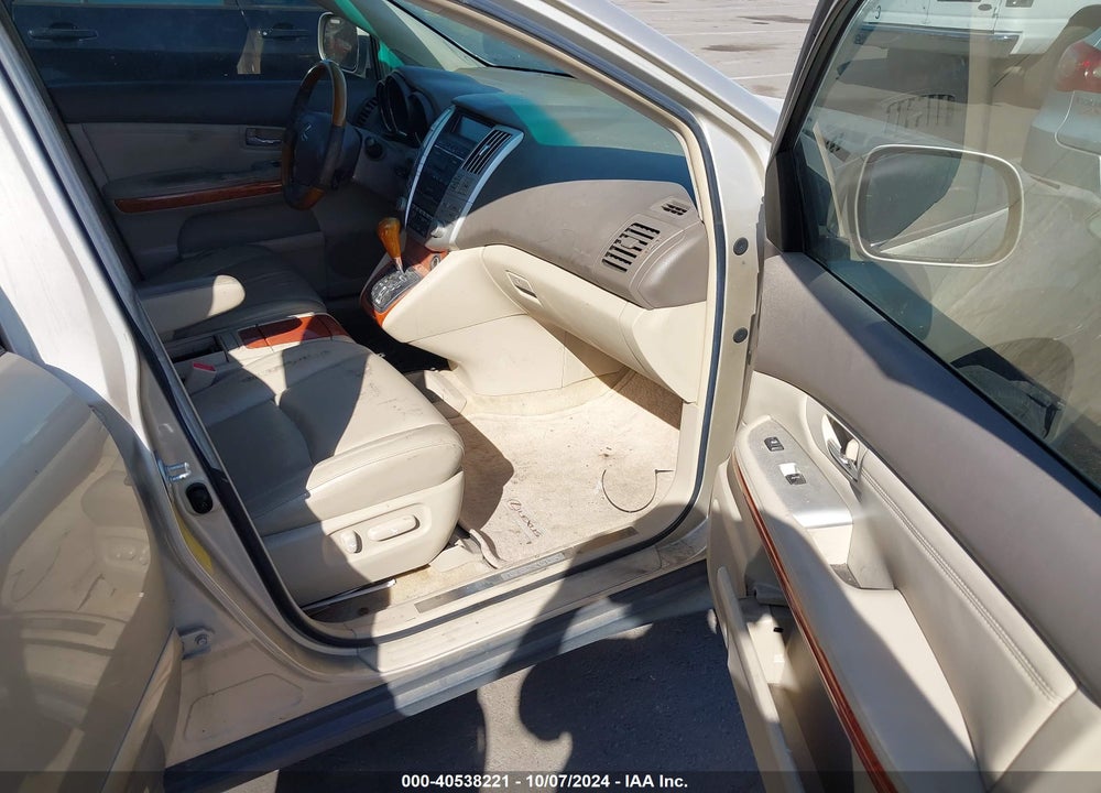 2004 LEXUS RX 330 VIN: JTJGA31U740027424