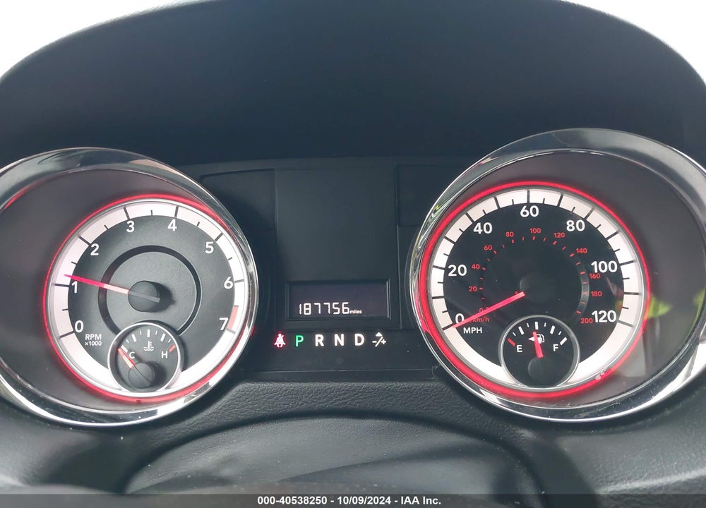 2015 DODGE GRAND CARAVAN SXT VIN: 2C4RDGCG7FR536553