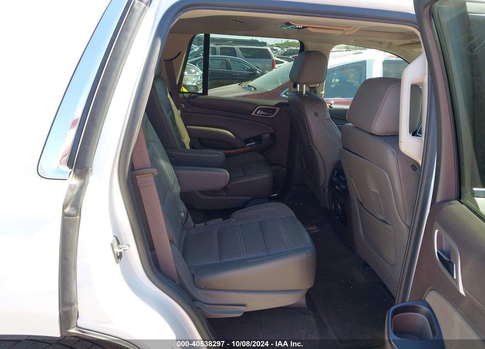 2016 GMC YUKON DENALI VIN: 1GKS2CKJ0GR140652