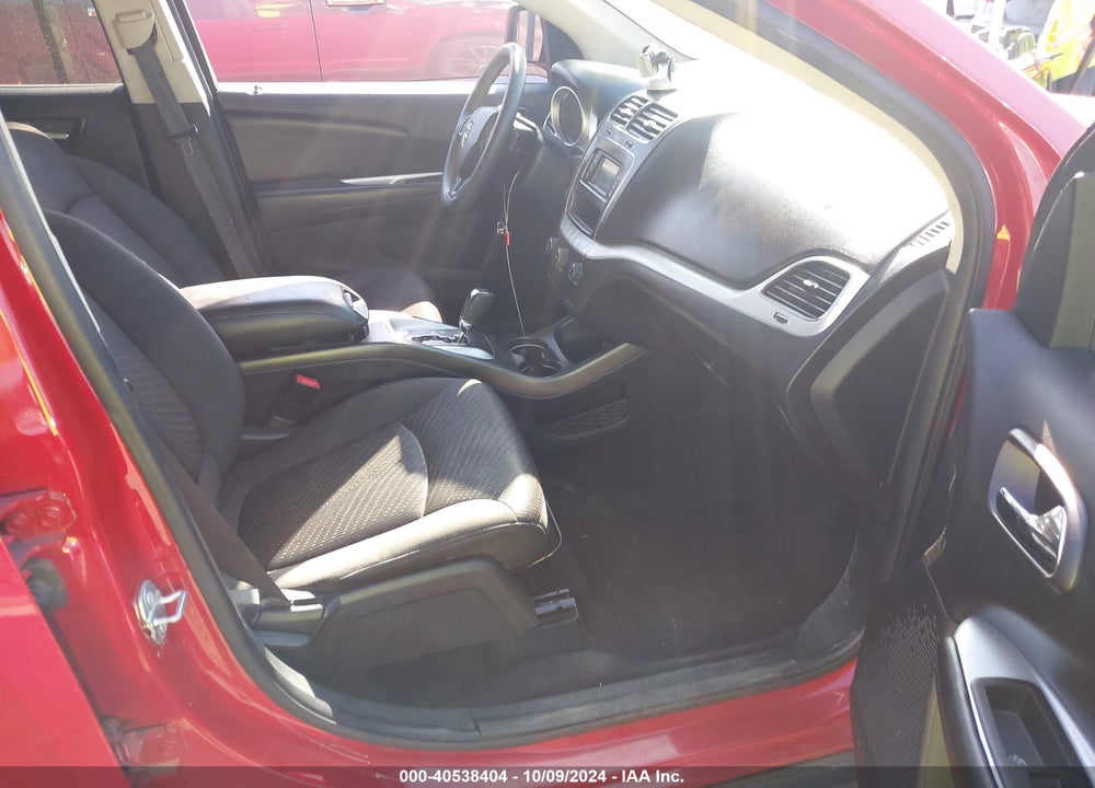 2018 DODGE JOURNEY SE VIN: 3C4PDCAB5JT340317