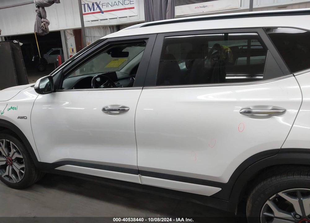 2022 KIA SELTOS SX TURBO VIN: KNDETCA23N7255688