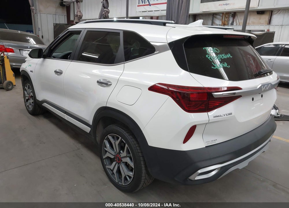 2022 KIA SELTOS SX TURBO VIN: KNDETCA23N7255688