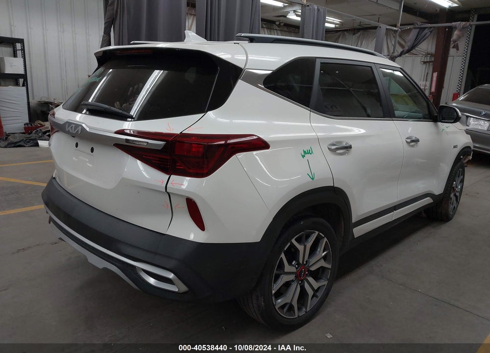 2022 KIA SELTOS SX TURBO VIN: KNDETCA23N7255688