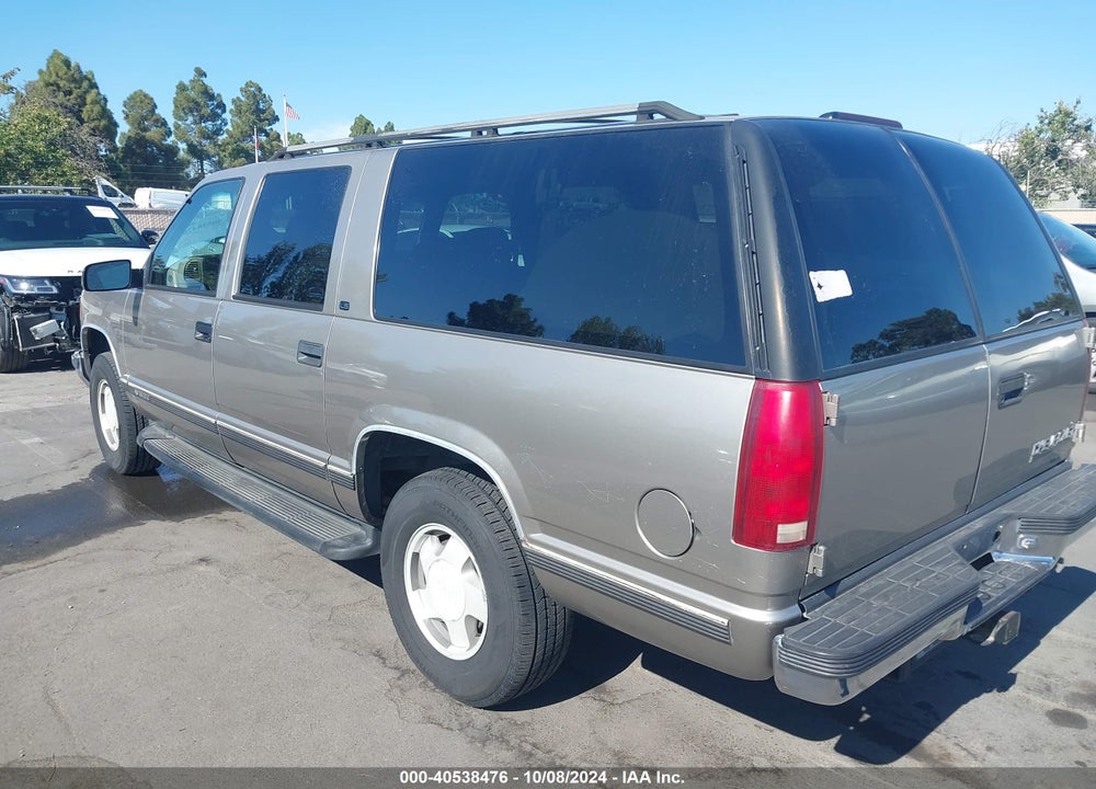 1999 CHEVROLET SUBURBAN 1500 LT VIN: 3GNFK16R5XG240271