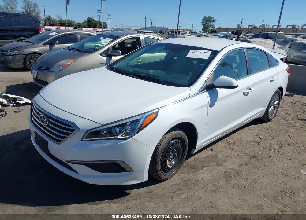 2017 HYUNDAI SONATA SE VIN: 5NPE24AF0HH443614