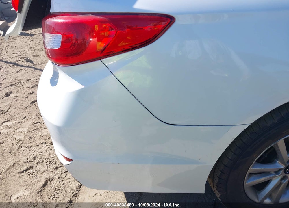 2017 HYUNDAI SONATA SE VIN: 5NPE24AF0HH443614