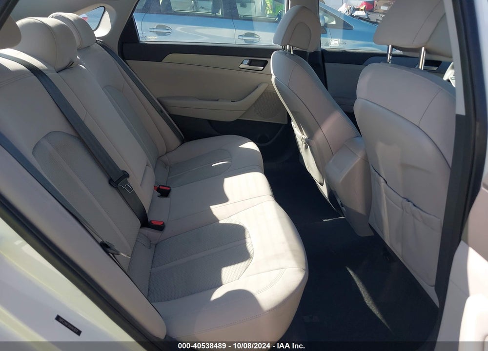 2017 HYUNDAI SONATA SE VIN: 5NPE24AF0HH443614