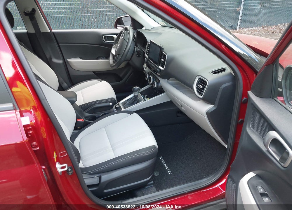 2024 HYUNDAI VENUE SEL VIN: KMHRC8A31RU298730