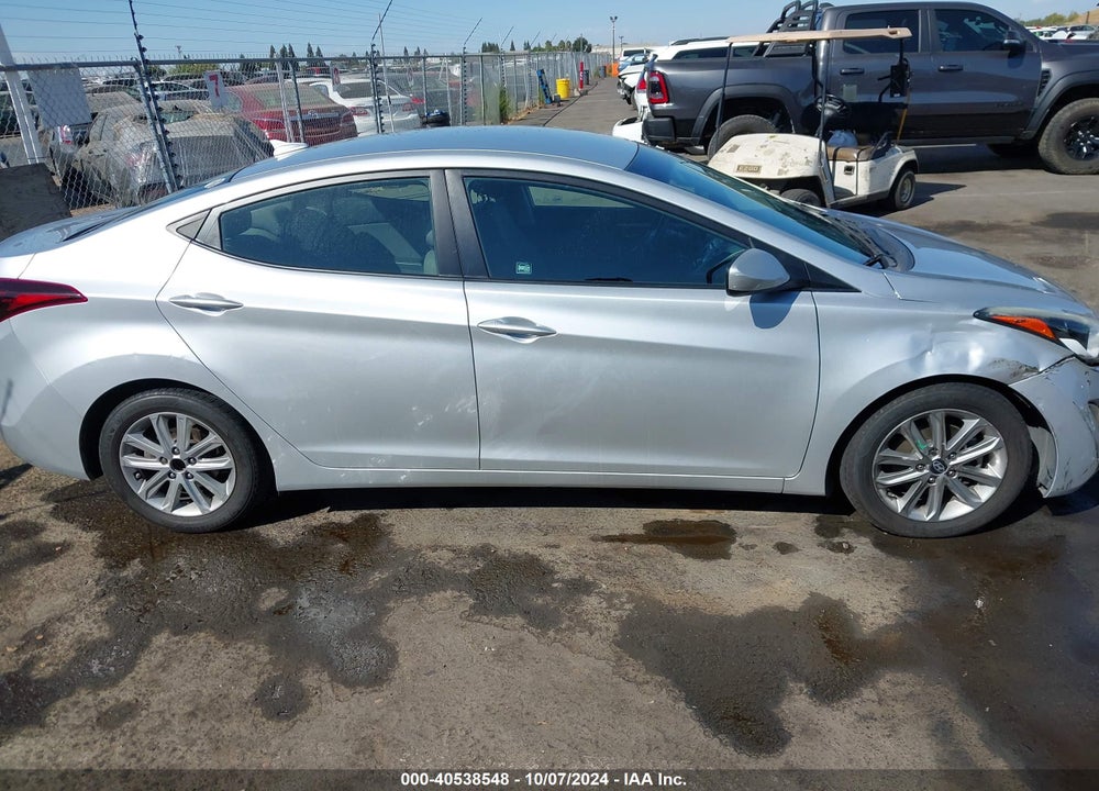 2016 HYUNDAI ELANTRA SE VIN: 5NPDH4AE6GH721738