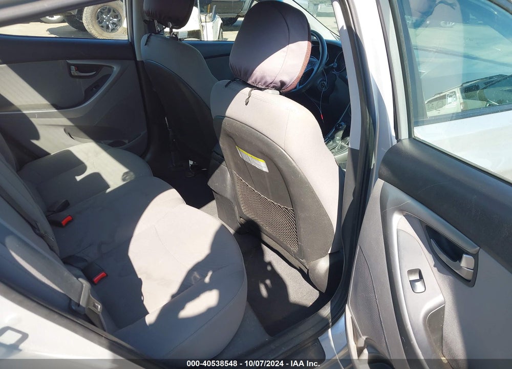 2016 HYUNDAI ELANTRA SE VIN: 5NPDH4AE6GH721738