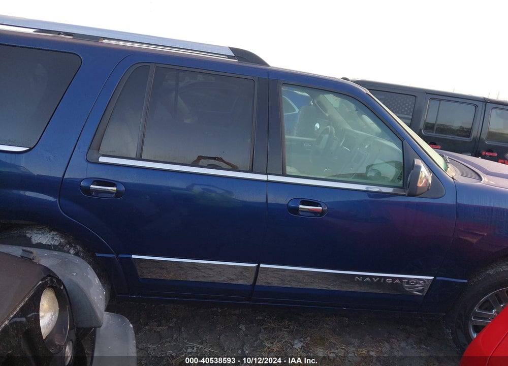 2008 LINCOLN NAVIGATOR VIN: 5LMFU28508LJ19387