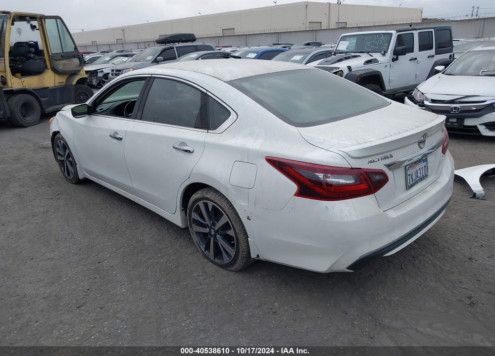 2017 NISSAN ALTIMA 2.5 SR VIN: 1N4AL3AP3HN322001