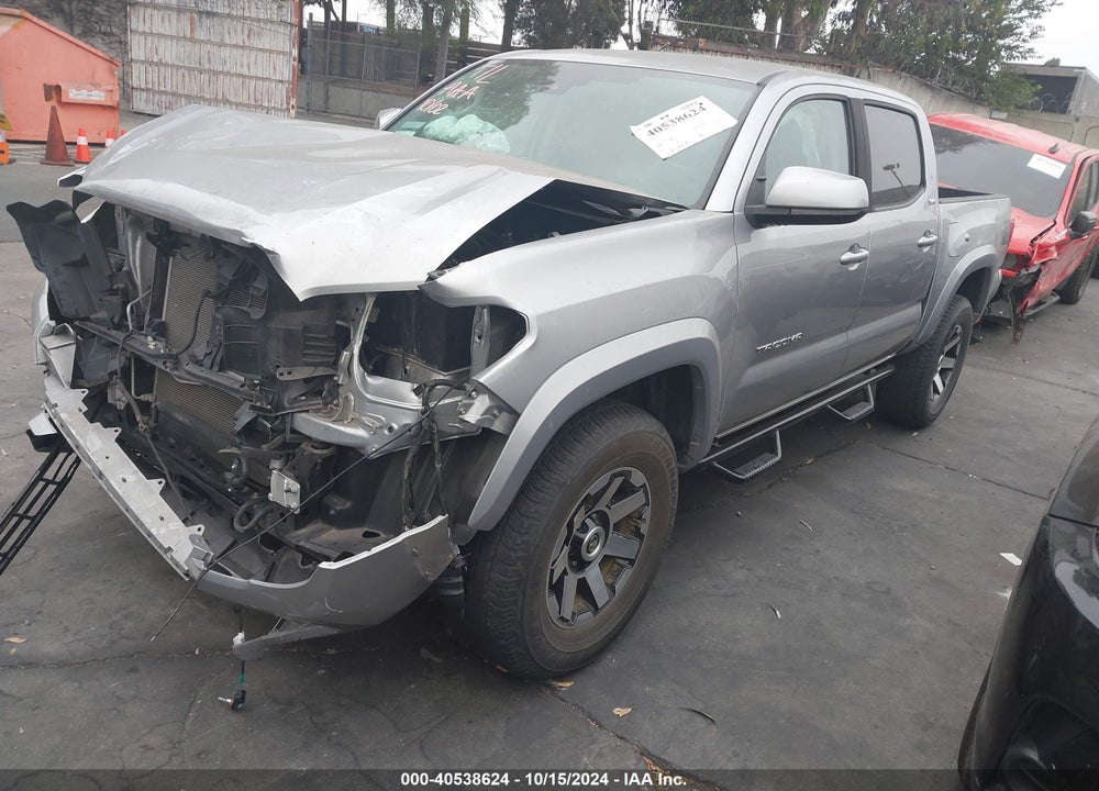 2019 TOYOTA TACOMA SR5 V6 VIN: 5TFAZ5CN8KX073738