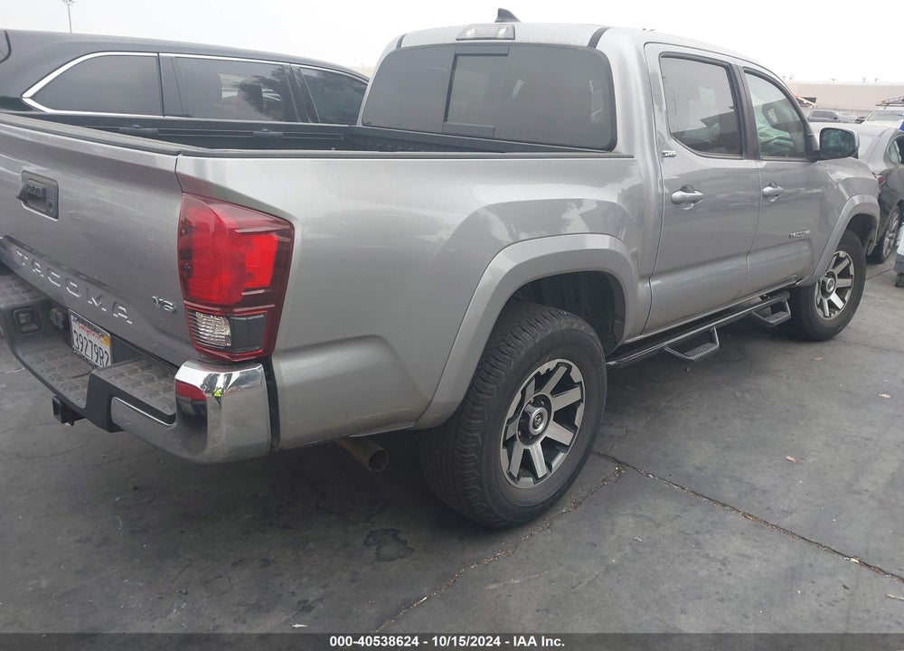 2019 TOYOTA TACOMA SR5 V6 VIN: 5TFAZ5CN8KX073738