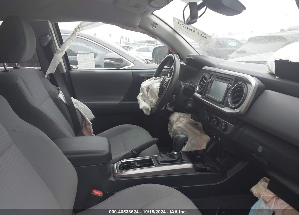 2019 TOYOTA TACOMA SR5 V6 VIN: 5TFAZ5CN8KX073738