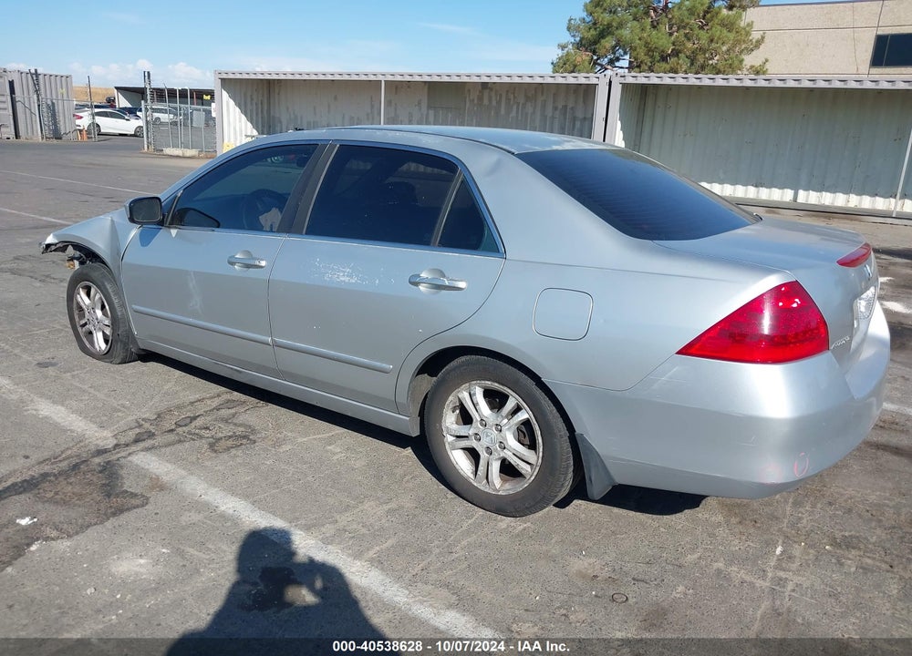 2007 HONDA ACCORD 2.4 EX VIN: 1HGCM56727A044106