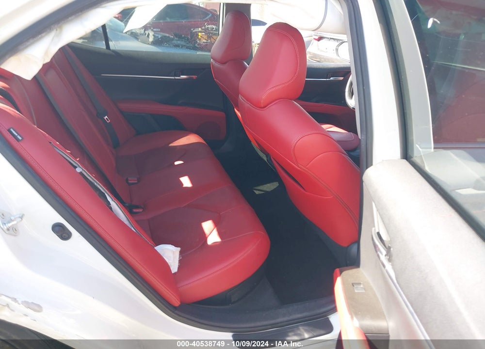 2021 TOYOTA CAMRY VIN: 4T1K31AK8MU029424