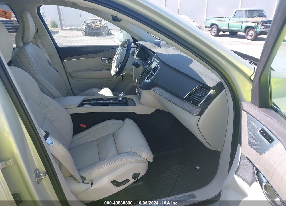 2022 VOLVO XC90 RECHARGE PLUG-IN HYBRID T8 INSCRIPTION 7 PASSENGER VIN: YV4BR0CL7N1814892
