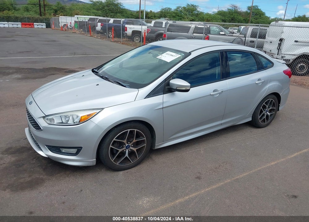 2015 FORD FOCUS SE VIN: 1FADP3F20FL262136