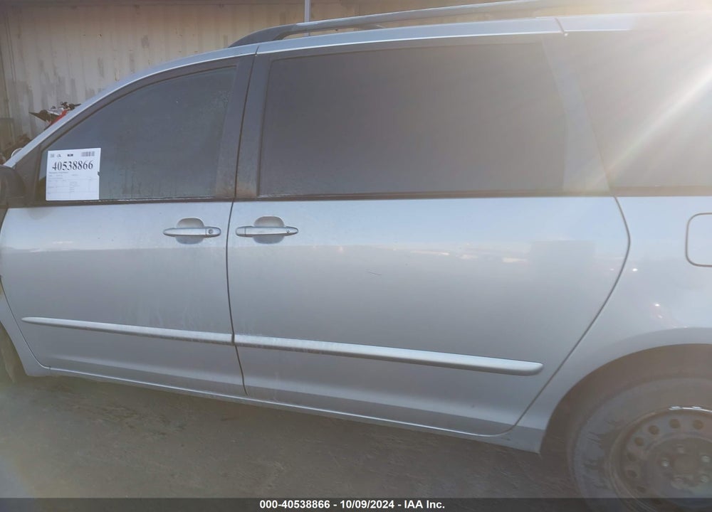 2006 TOYOTA SIENNA LE VIN: 5TDZA23CX6S528270