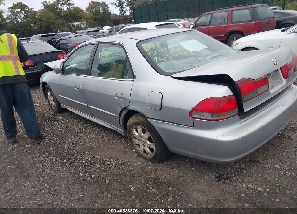 2002 HONDA ACCORD 2.3 EX/2.3 SE VIN: 1HGCG66842A016709