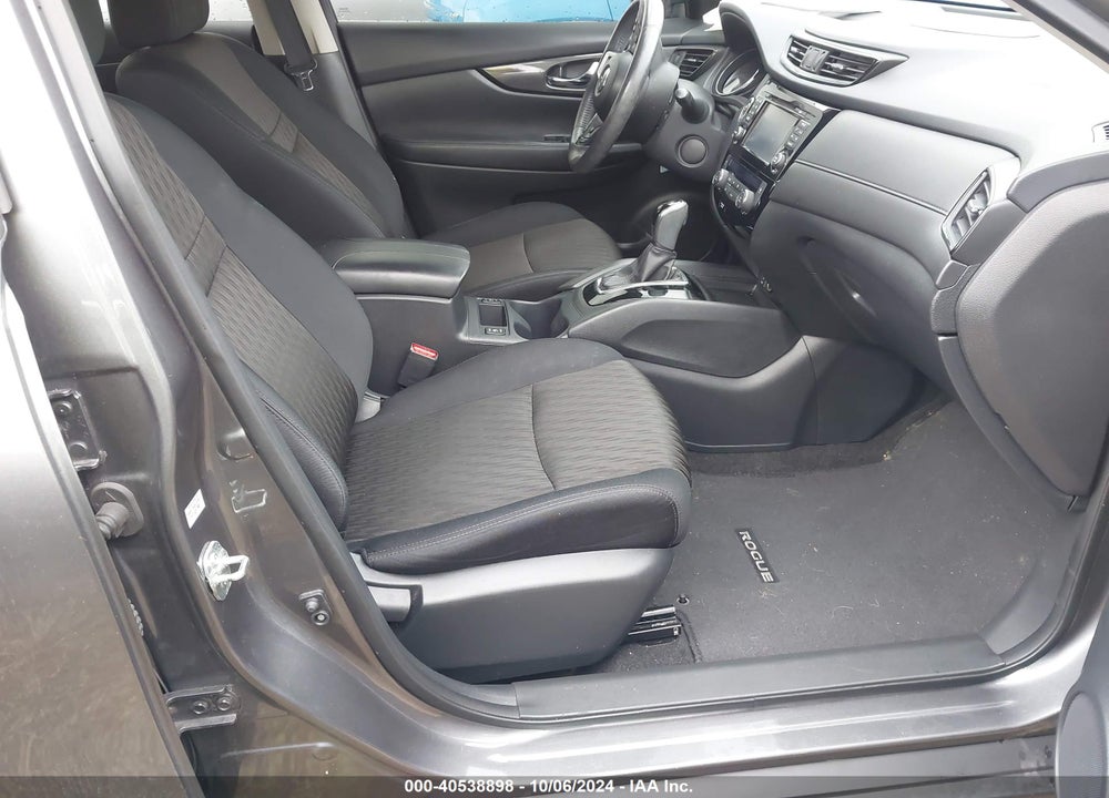 2017 NISSAN ROGUE SV VIN: 5N1AT2MT8HC827505