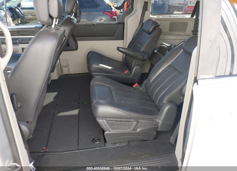 2010 CHRYSLER TOWN & COUNTRY TOURING VIN: 2A4RR5D17AR298920