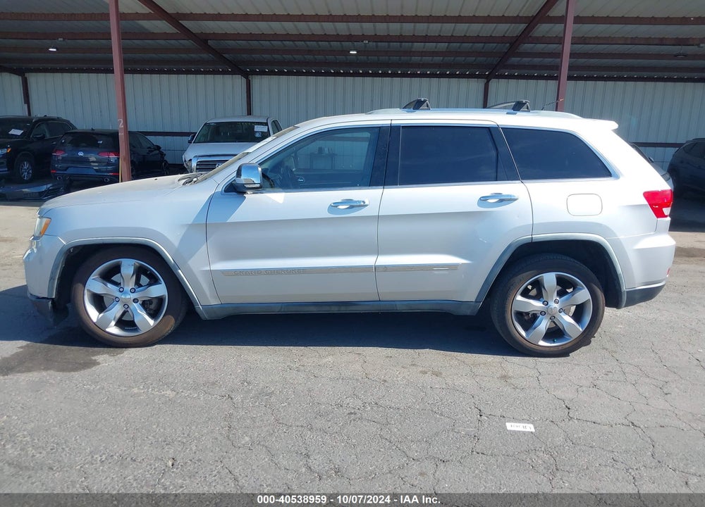 2011 JEEP GRAND CHEROKEE OVERLAND VIN: 1J4RR6GT7BC578558