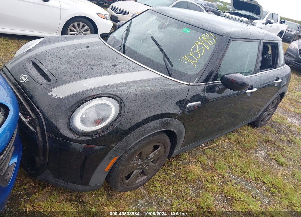 2022 MINI HARDTOP COOPER S VIN: WMW53DK02N2R85525