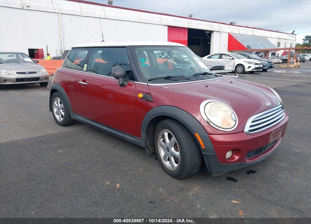 2007 MINI COOPER VIN: WMWMF33577TL68531