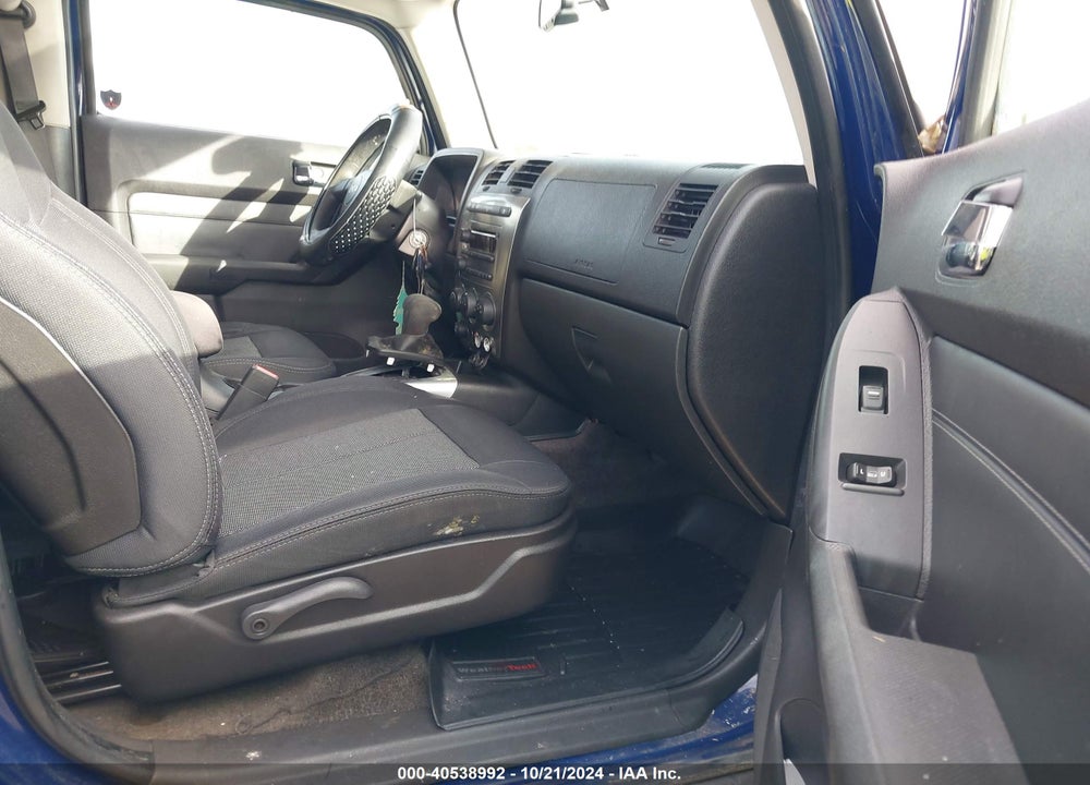 2009 HUMMER H3 SUV VIN: 5GTEN13E998102358