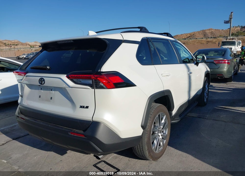 2022 TOYOTA RAV4 XLE PREMIUM VIN: 2T3C1RFV9NW230642