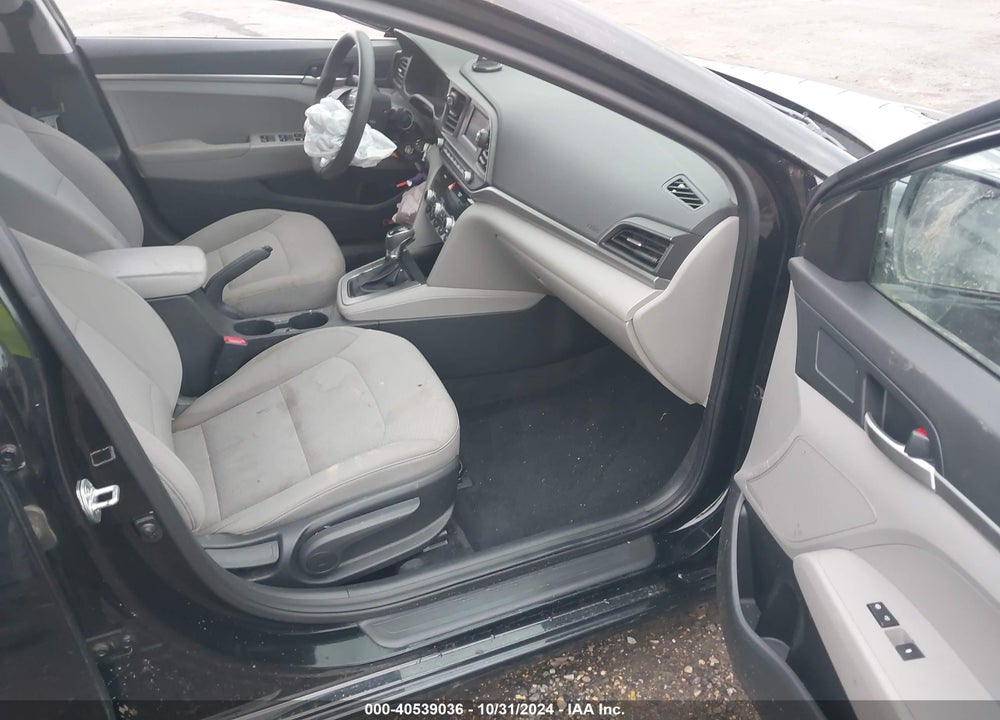 2020 HYUNDAI ELANTRA SE VIN: 5NPD74LF9LH594938