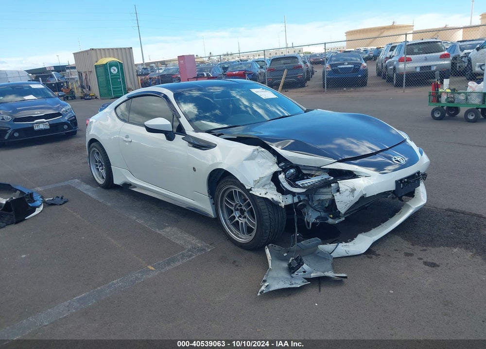 2017 TOYOTA 86 VIN: JF1ZNAA10H8701002