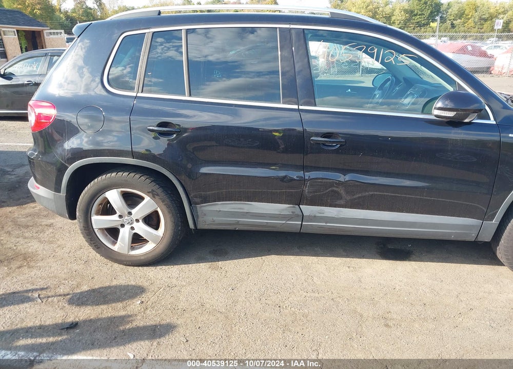 2010 VOLKSWAGEN TIGUAN WOLFSBURG EDITION VIN: WVGBV7AX5AW514810