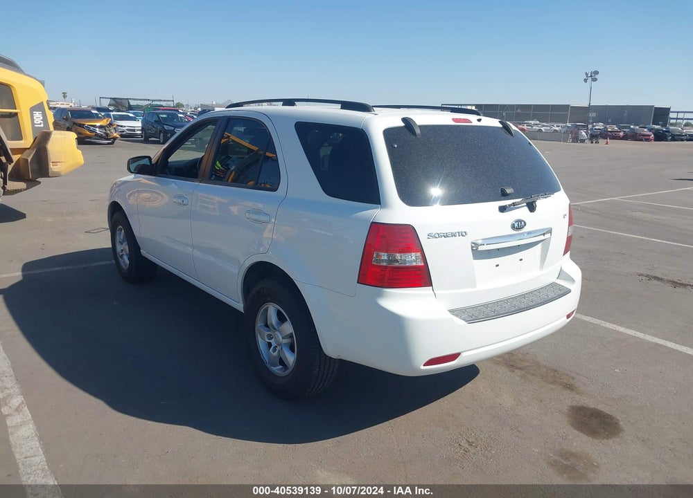 2008 KIA SORENTO LX VIN: KNDJD735085772392