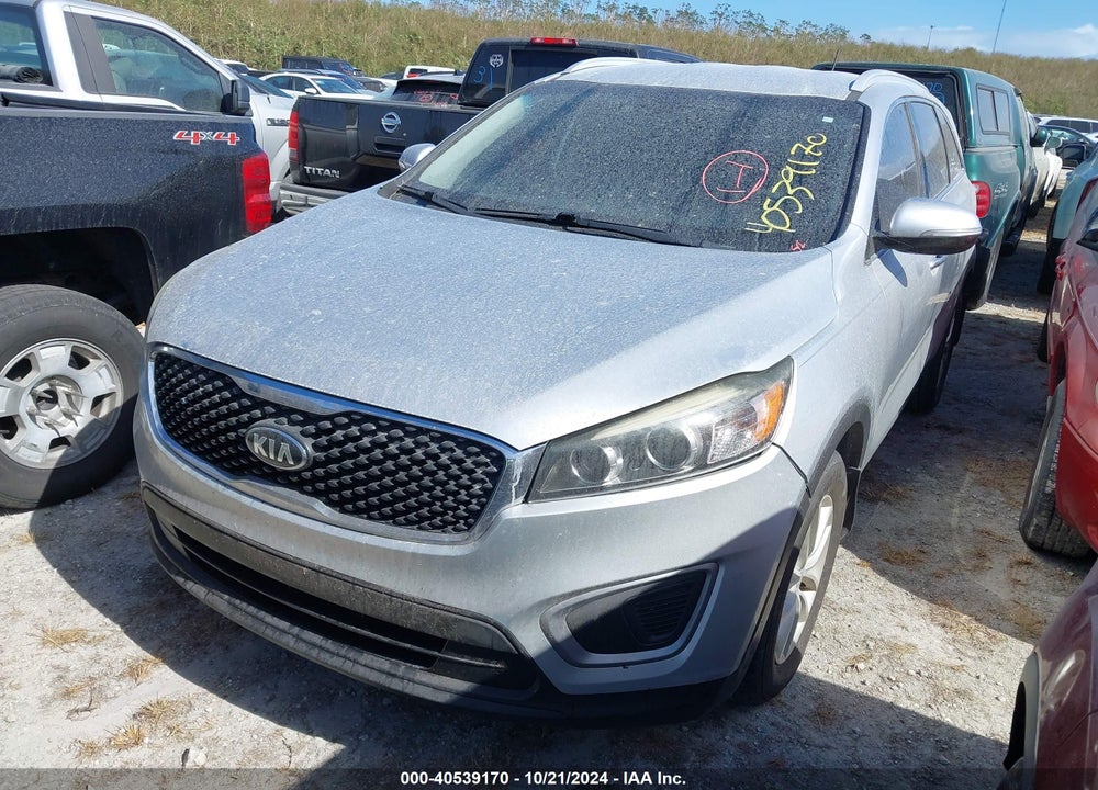 2017 KIA SORENTO 2.4L LX VIN: 5XYPG4A38HG265023